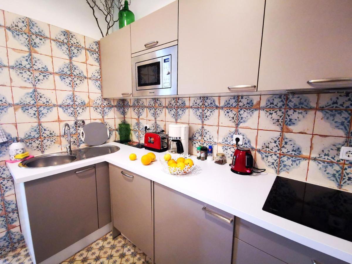 Charming Portuguese Style Apartment, For Rent "Vida A Portuguesa", "Sardinha" Alojamento Local Портіман Екстер'єр фото